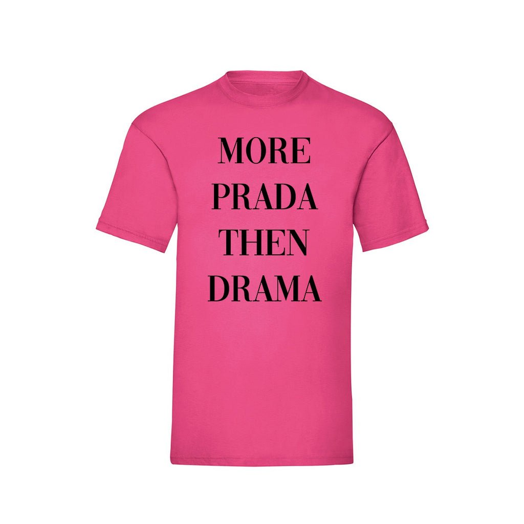 T-Shirt Schwarz „More Then Drama“.