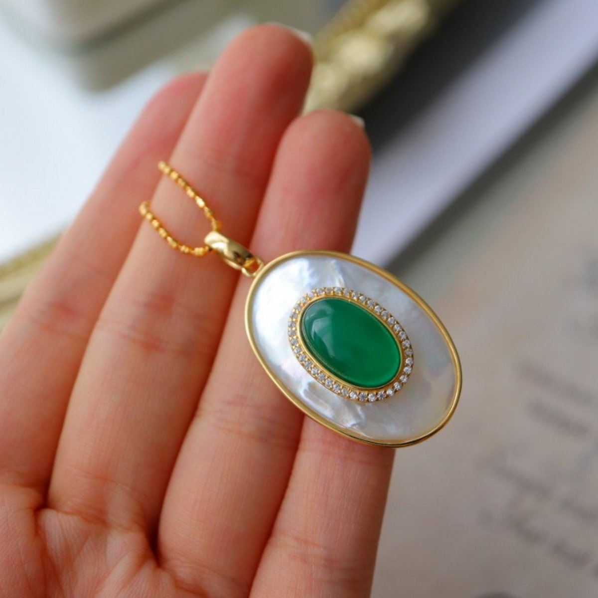 Royal Green Onyx MOP Großer ovaler Anhänger – Nur Anhänger