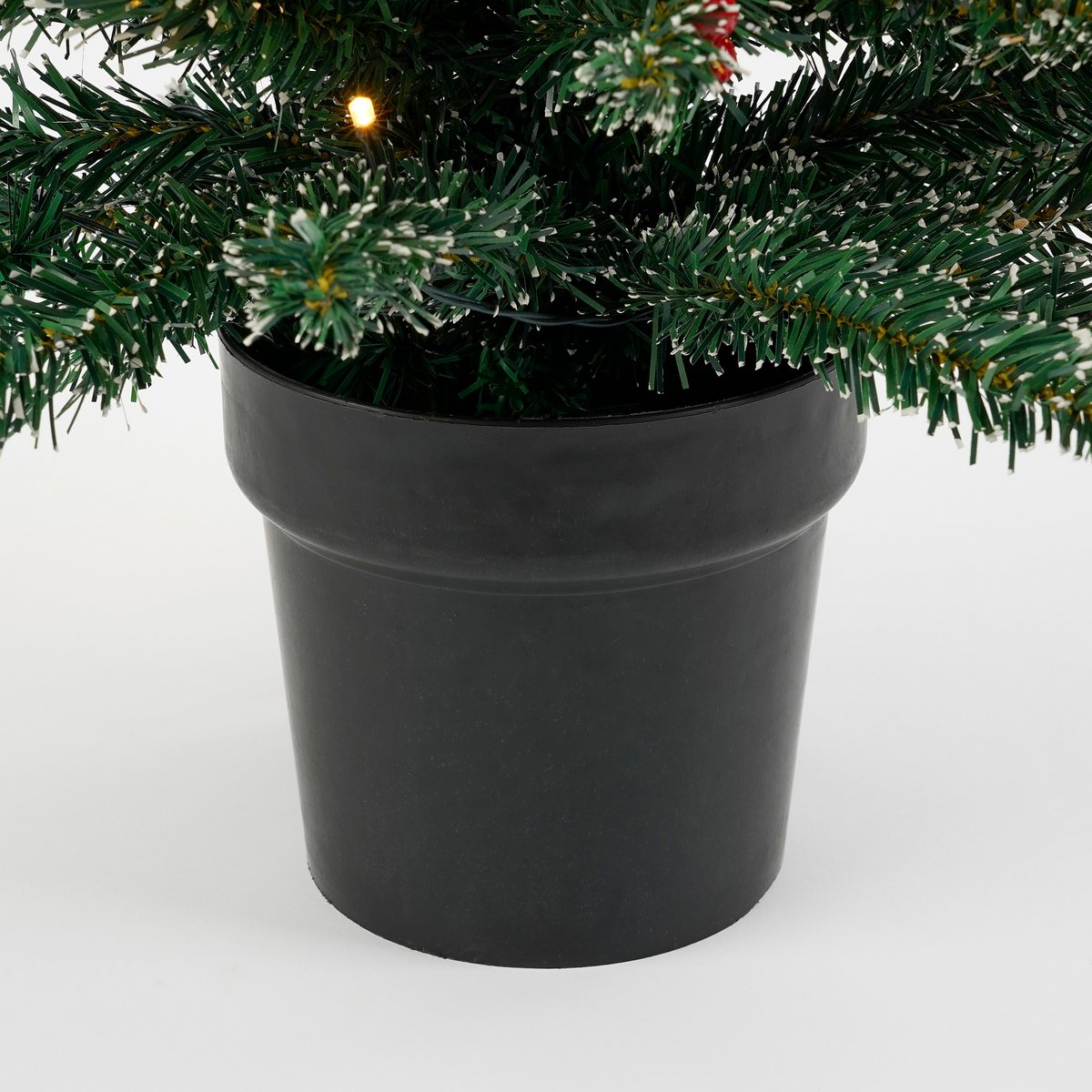 Creston Künstlicher Weihnachtsbaum im Topf mit LED-Beleuchtung – H90 x Ø50 cm – Grün gefrostet