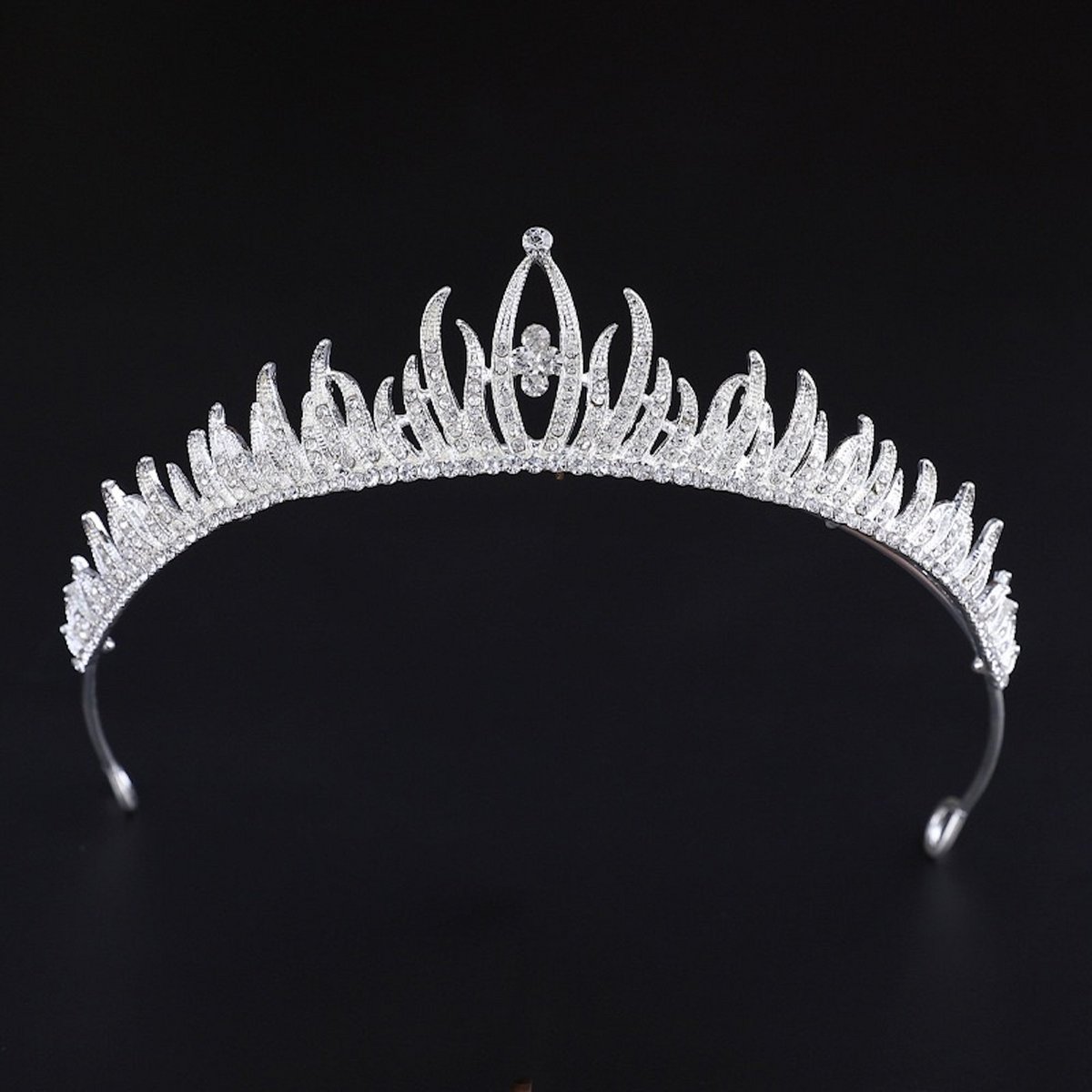 Königliche Eleganz im Queen-Stil für Hochzeit, Tiara, Kindergeburtstag