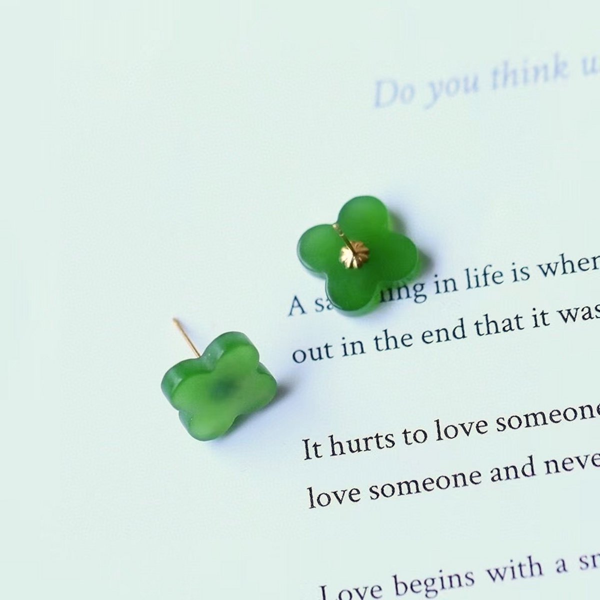 Natural Hetian jade lucky clover ear studs-18K gold