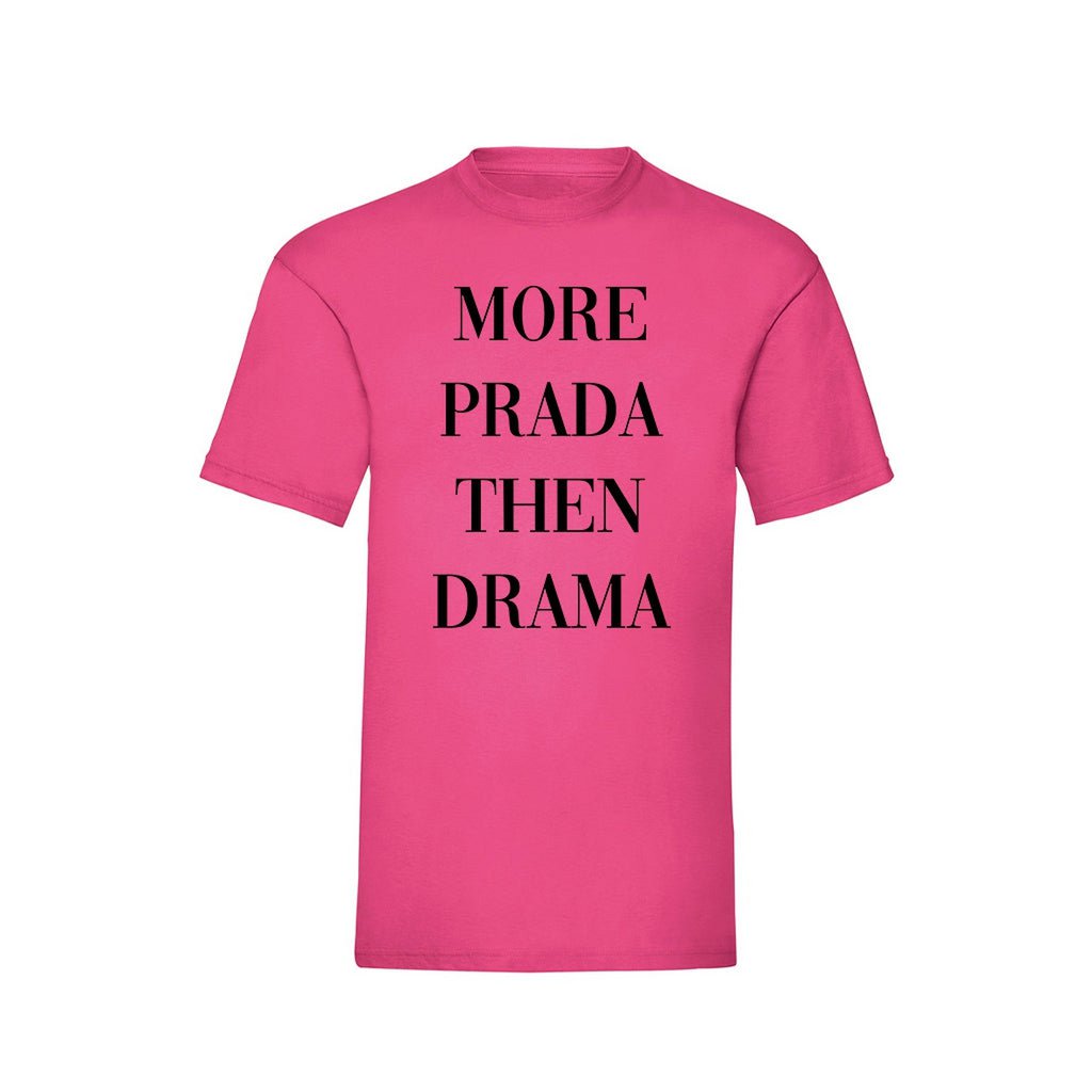 T-Shirt Schwarz „More Then Drama“.