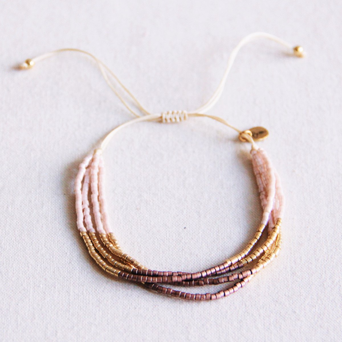Miyuki -Armband - Nude/Taupe/Gold plattiert