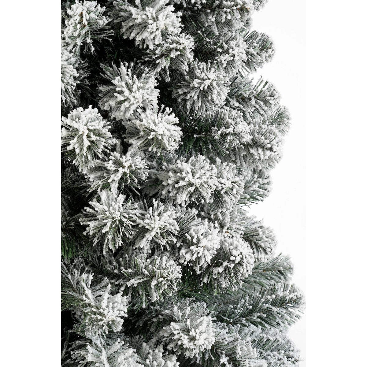 Charlton schmaler künstlicher Weihnachtsbaum mit Kunstschnee - H215 x Ø56 cm - Grün Deko Weihnachten