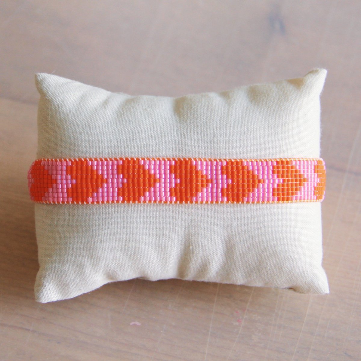 Webarmband mit Herzen - orange/rosa