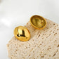 Minimalistische ovale Eierschalen-Ohrstecker – Gold und Silber