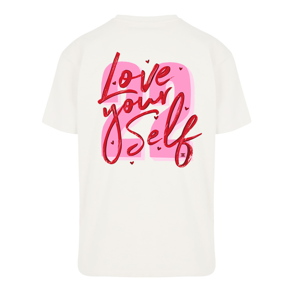 Übergroßes T-Shirt „Love Yourself Back“.