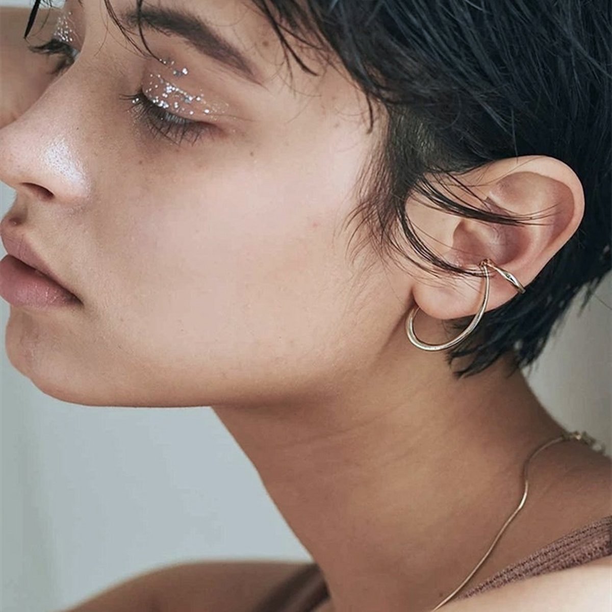 Unique earring - Silver line ear cuff - One piece