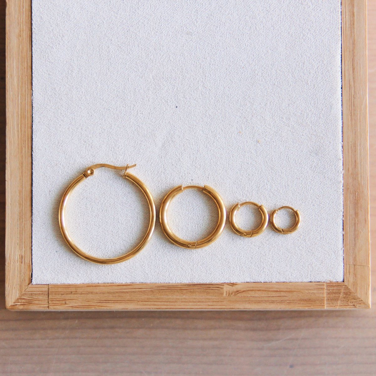 Stainless steel hoop 8mm “basic” - gold