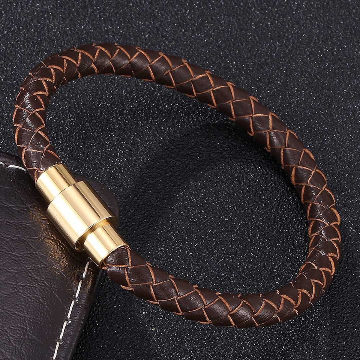 Geflochtenes Gentleman-Armband aus echtem Leder mit goldener Schnalle