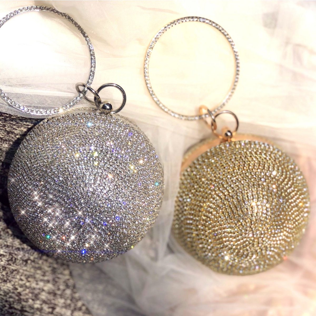 Luxuriöse Ball-Clutch – Bling-Bling-Diamanten – Gold und Silber