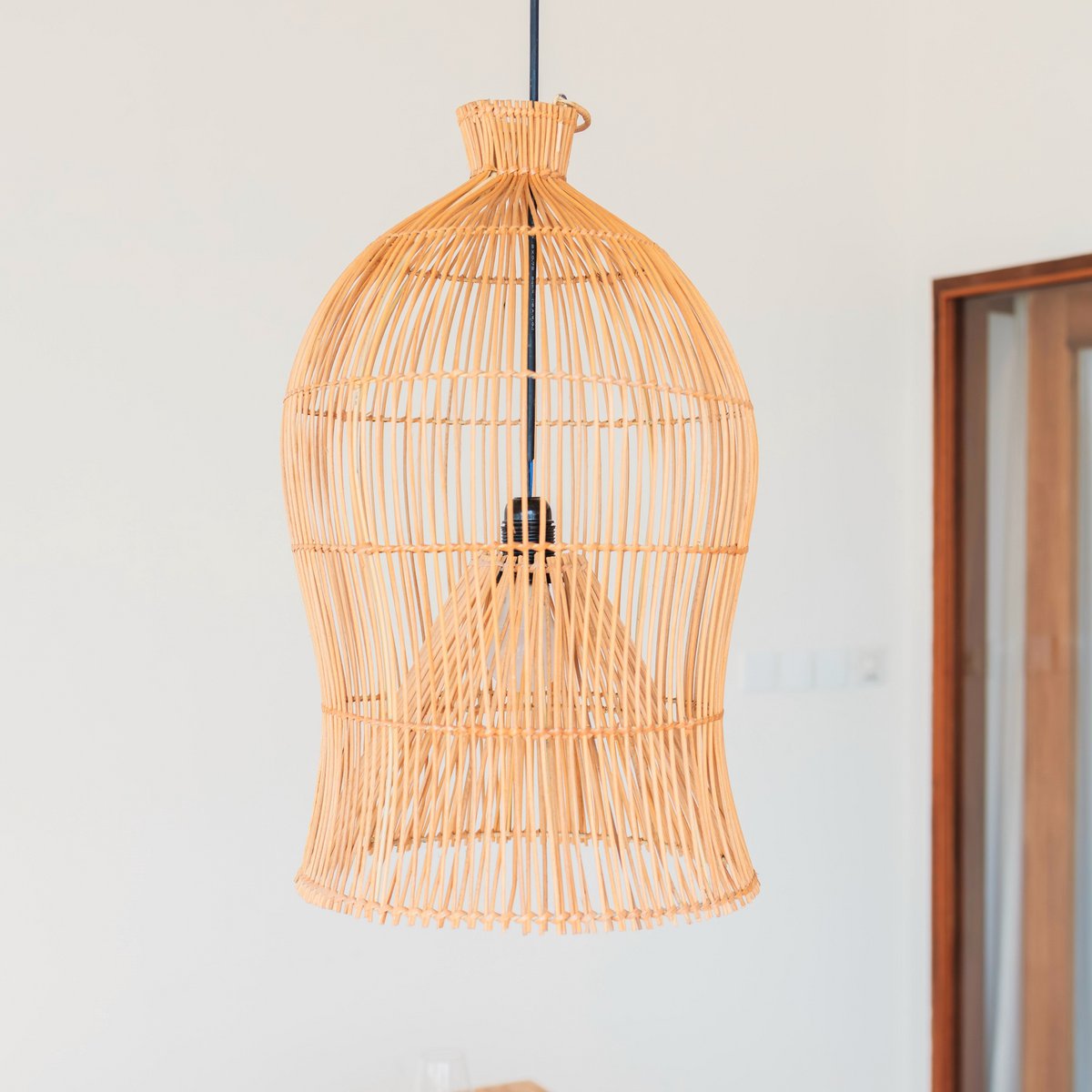 Rattan-Lampenschirm – Boho-Hängelampe – Deckenlampe zum Aufhängen – Boho-Deckenleuchte MAHARA (Ø35 cm)