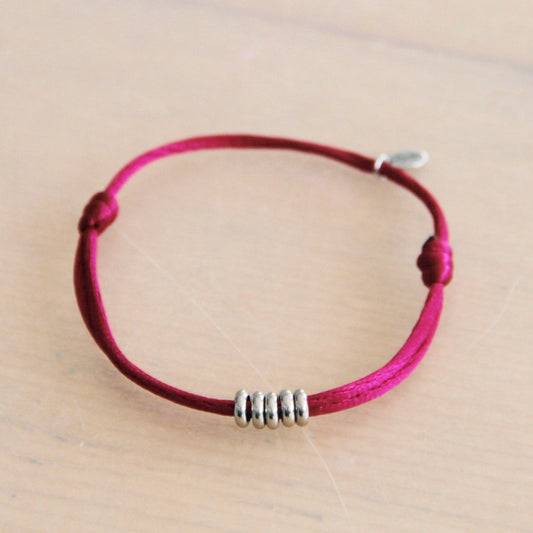 Satinarmband mit Ringen – Lila/Silber