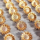 Moderne Vintage Sunflower Love Ohrstecker – Gold und Silber