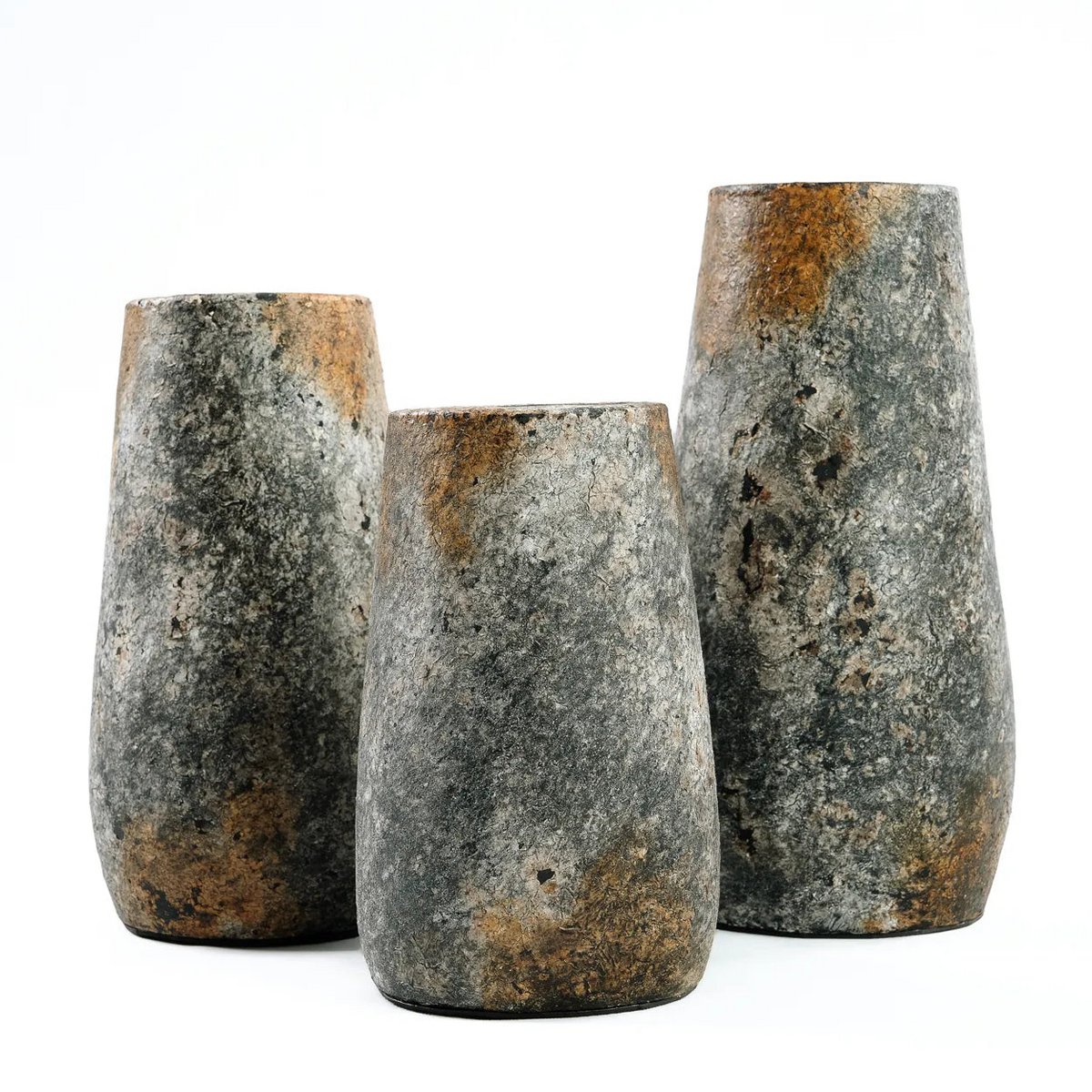 Die gruselige Vase – Antikgrau – L