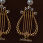 Vintage-Eleganz-Tropfenohrringe im griechischen Harfen-Stil