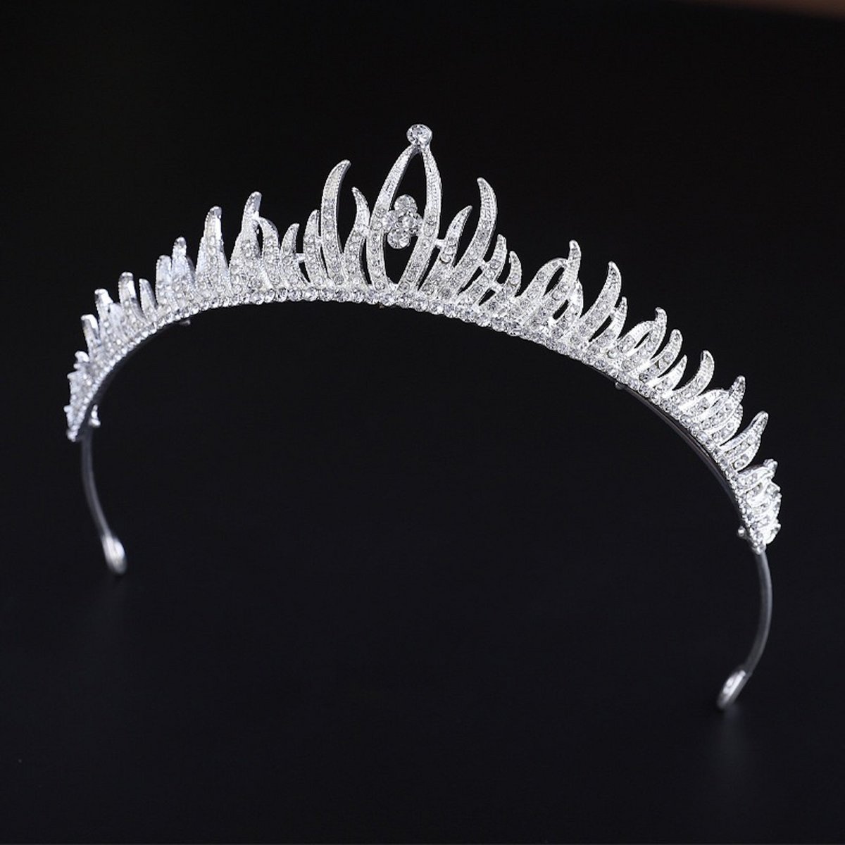 Königliche Eleganz im Queen-Stil für Hochzeit, Tiara, Kindergeburtstag